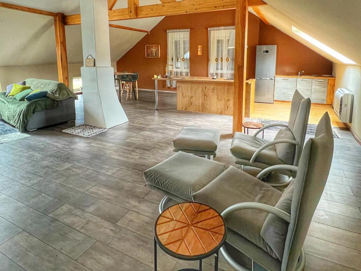 Loft Spacieux En Pleine Foret Bining ภายนอก รูปภาพ